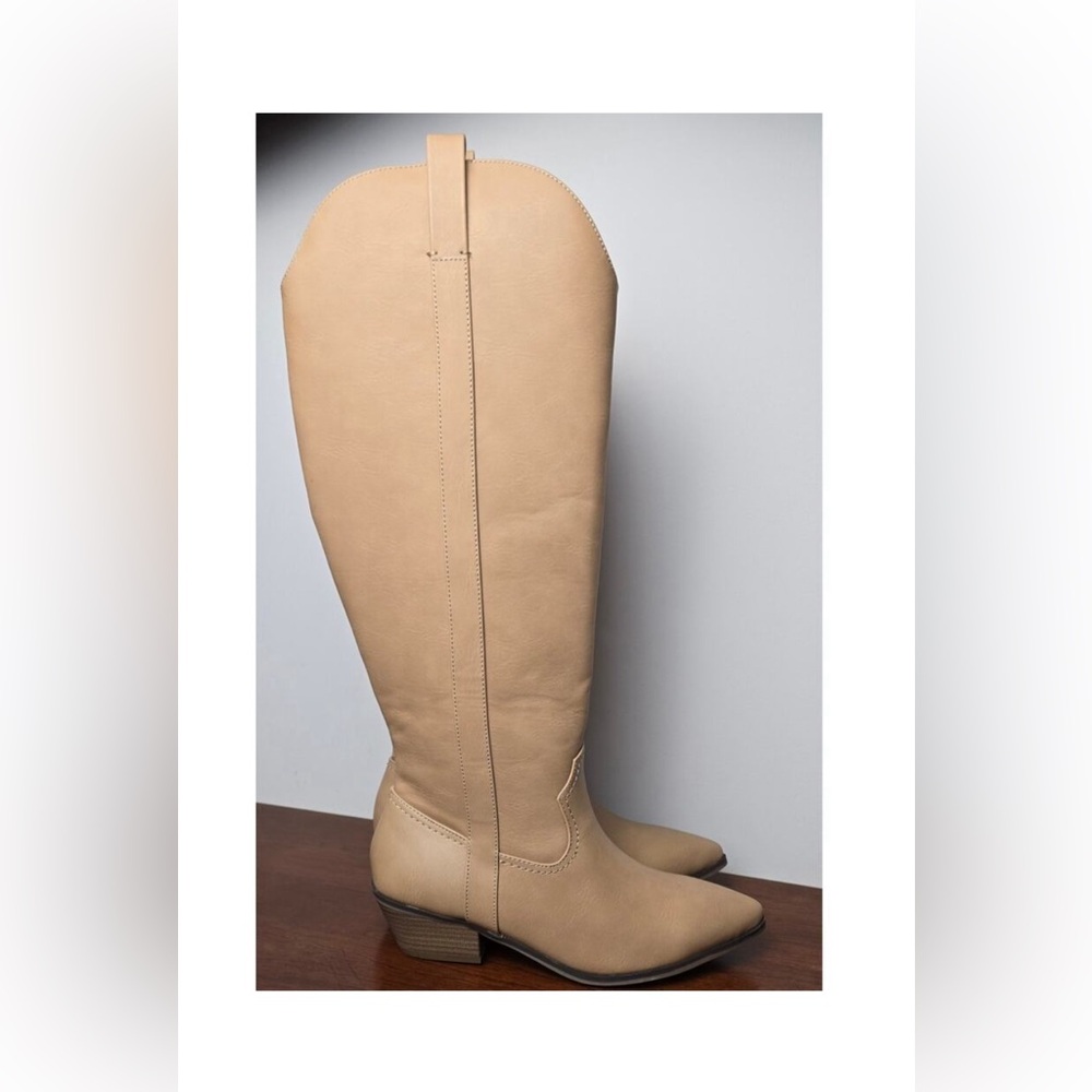 Woman’s Light Summer Boots Knee high Cowboy Boots pointed toe.